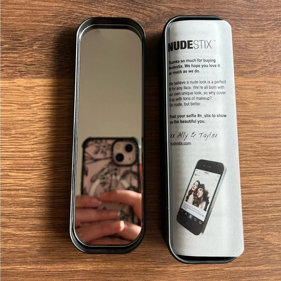 NWT NUDESTIX SCULPTING PENCIL - Light/Medium 2 - Picture 5 of 10